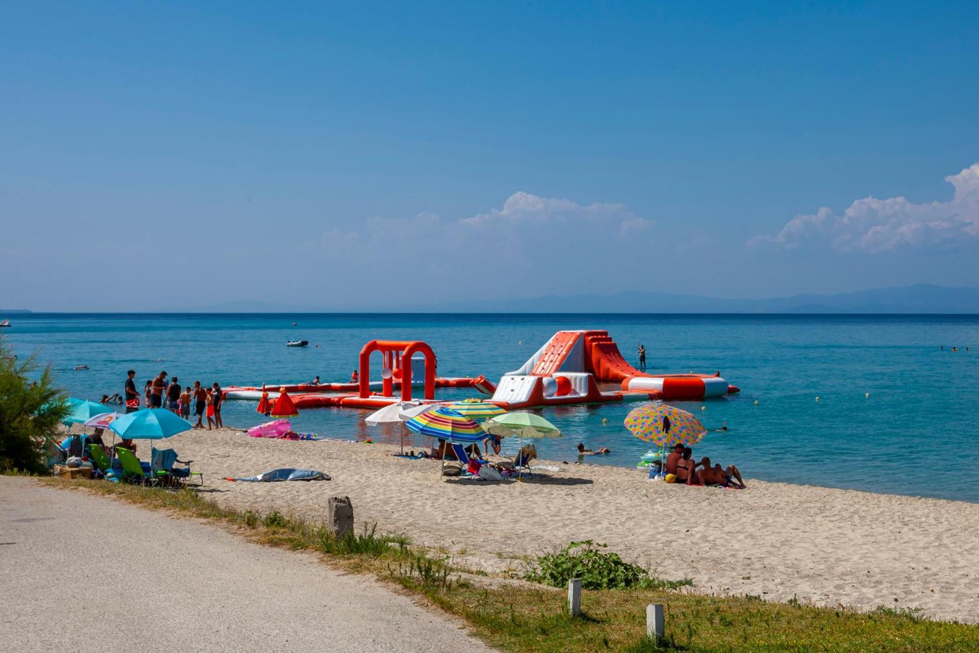 Olia Seaside Residence 120M From The Beach Pefkochori Esterno foto